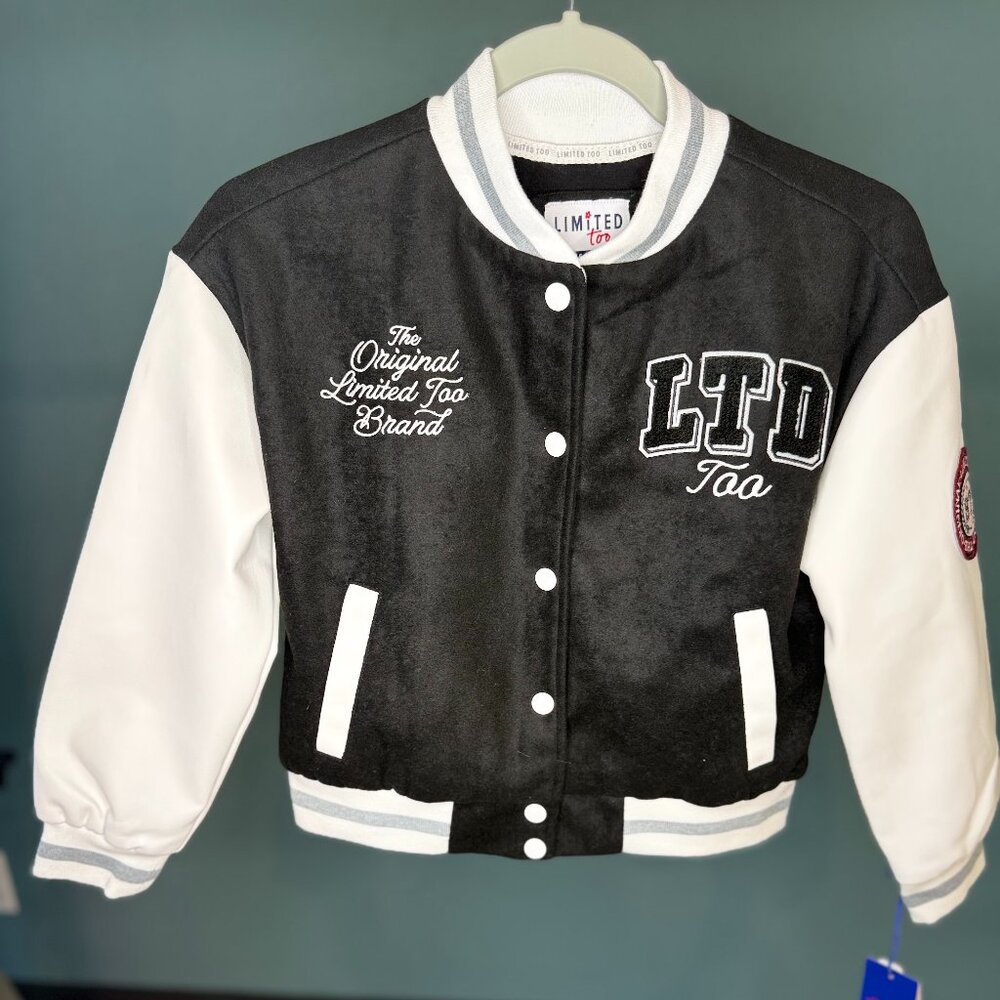 Throwback Y2K Style 7/8 Varsity Letterman Jacket. Blk/Wh.